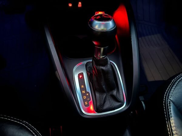 AUDI A1 SPORT 1.4 TFSI 2013 - Imagem 6