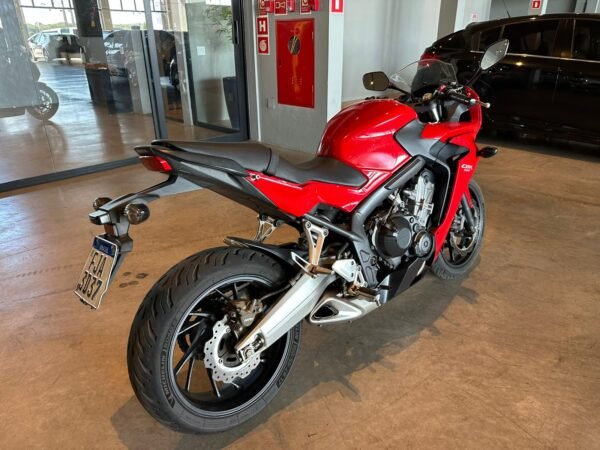 HONDA CBR 650 F - 2015 - Imagem 3