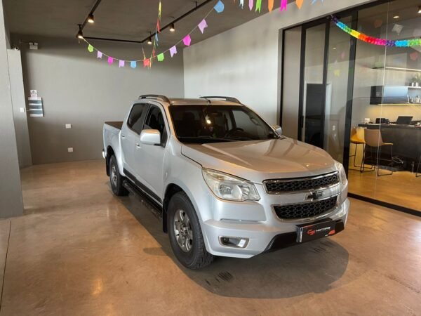 CHEVROLET S10 LS 2.4 4x4 MANUAL 2013