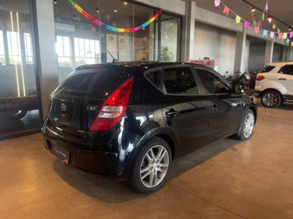 HYUNDAI i30 2.0 AUTOMÁTICO 2012 - Imagem 3