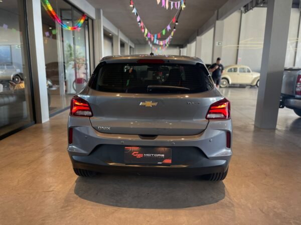 ÔNIX HATCH LT 1.0 TURBO AUT 2022 - Imagem 4