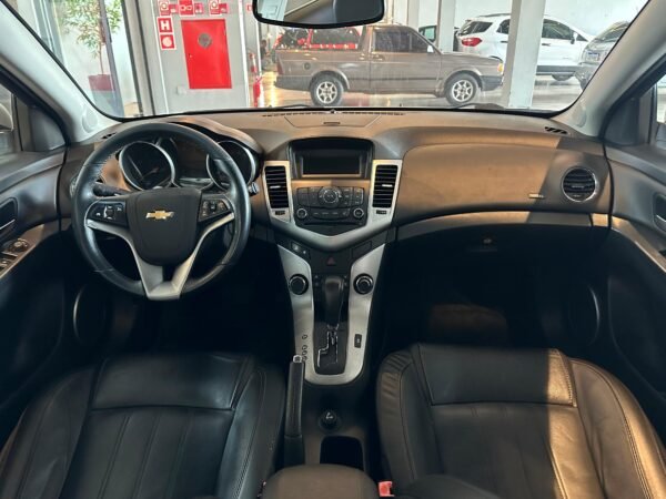 CHEVROLET CRUZE HATCH SPORT LT 1.8 FLEX AUTOMÁTICO 2014 - Imagem 6