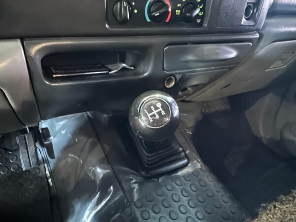 FORD F-250 XLT V6 4.2 GASOLINA 2002 - Imagem 8