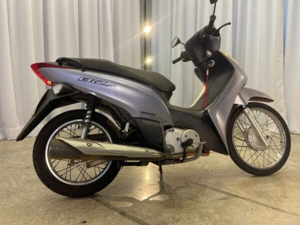 HONDA BIZ 125 ES 2015 FLEX - Imagem 6