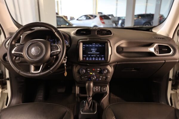 JEEP RENEGADE LONGITUDE 1.8 AUTOMÁTICO 2021 - Imagem 4