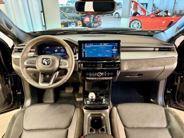 RAM RAMPAGE R/T 2.0 TURBO 4X4 2024 - Imagem 7