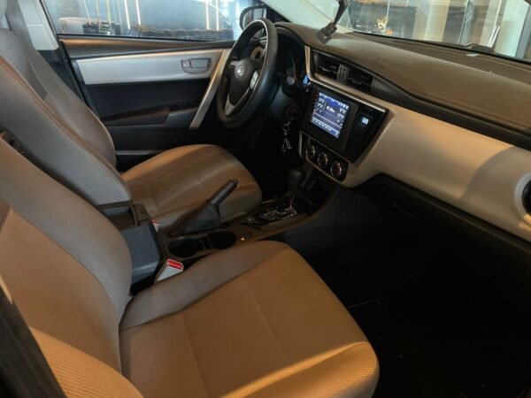 TOYOTA COROLLA GLi 1.8 FLEX CVT AUTOMÁTICO 2018 - Imagem 4