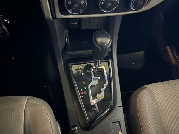 TOYOTA COROLLA GLi 1.8 FLEX CVT AUTOMÁTICO 2018 - Imagem 6