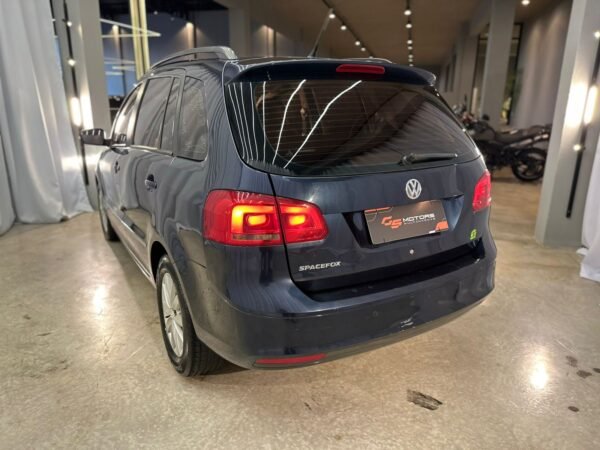 VOLKSWAGEN SPACEFOX HIGHLINE 1.6 FLEX 2011 - Imagem 5