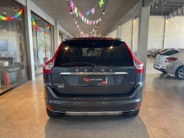 VOLVO XC60 T5 KINETIC 2.0 TURBO 2016 - Imagem 5