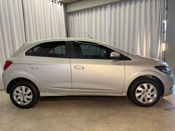 CHEVROLET ONIX LT 1.4 2016 - Imagem 5
