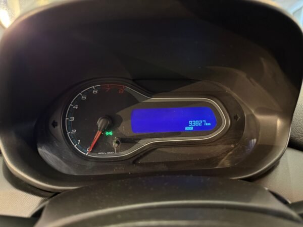 CHEVROLET ONIX LT 1.4 2016 - Imagem 8
