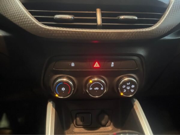 CHEVROLET ONIX LT HATCH 1.0 FLEX 2020 - Imagem 3