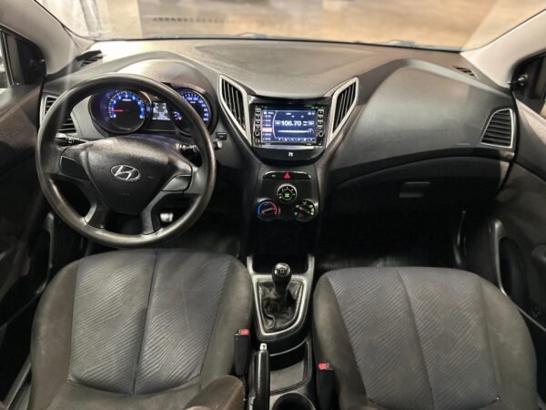 HYUNDAI HB20 COMFORT 1.6 FLEX MANUAL 2013 - Imagem 8
