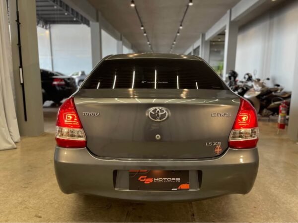 TOYOTA ETIOS 1.5 XS MANUAL – 2013 - Imagem 12
