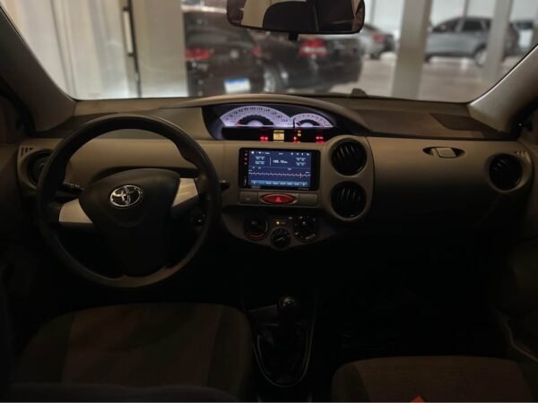 TOYOTA ETIOS 1.5 XS MANUAL – 2013 - Imagem 7