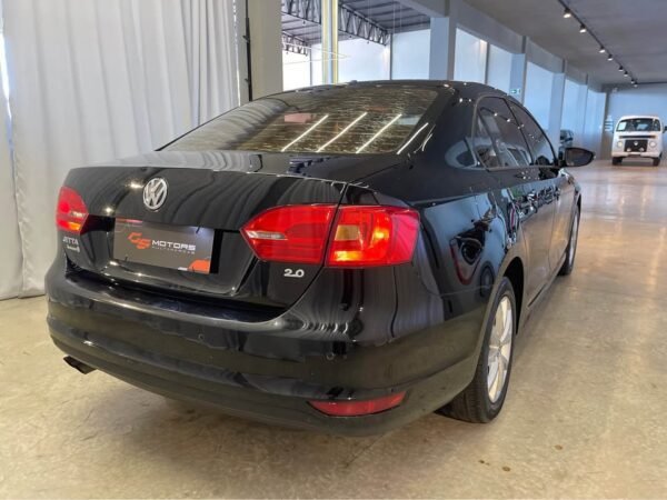 VOLKSWAGEN JETTA 2.0 AUTOMÁTICO – 2014 - Imagem 8