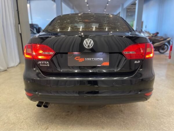 VOLKSWAGEN JETTA 2.0 AUTOMÁTICO – 2014 - Imagem 7