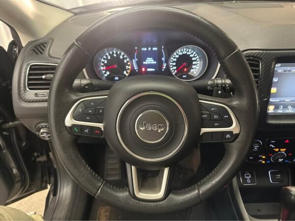JEEP COMPASS LONGITUDE 2.0 2017 - Imagem 4