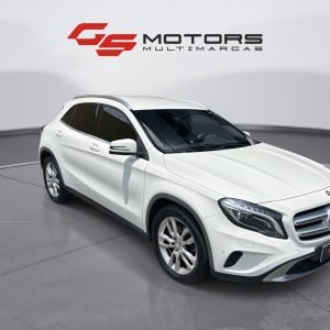 MERCEDES-BENS GLA 2000